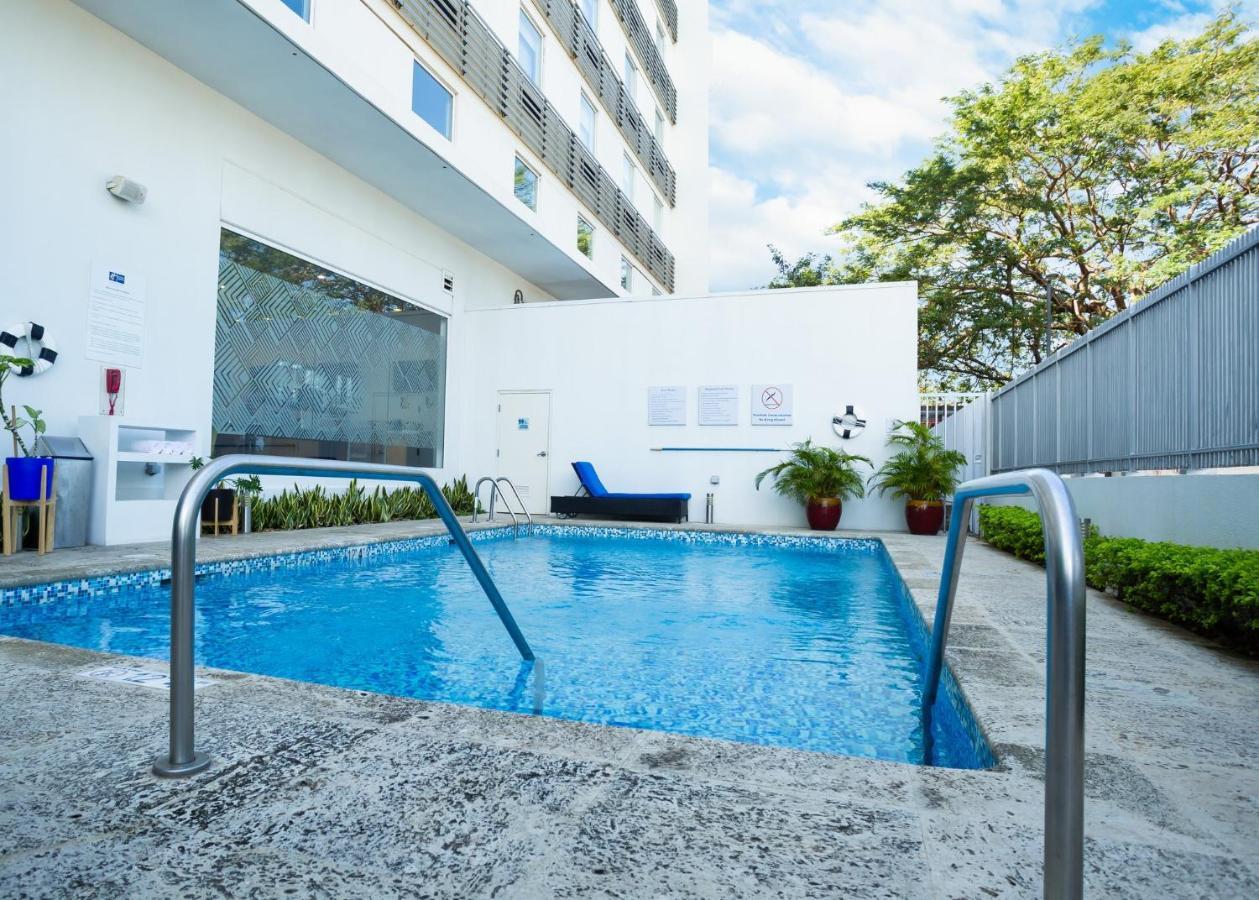 Holiday Inn Express Managua By Ihg Buitenkant foto