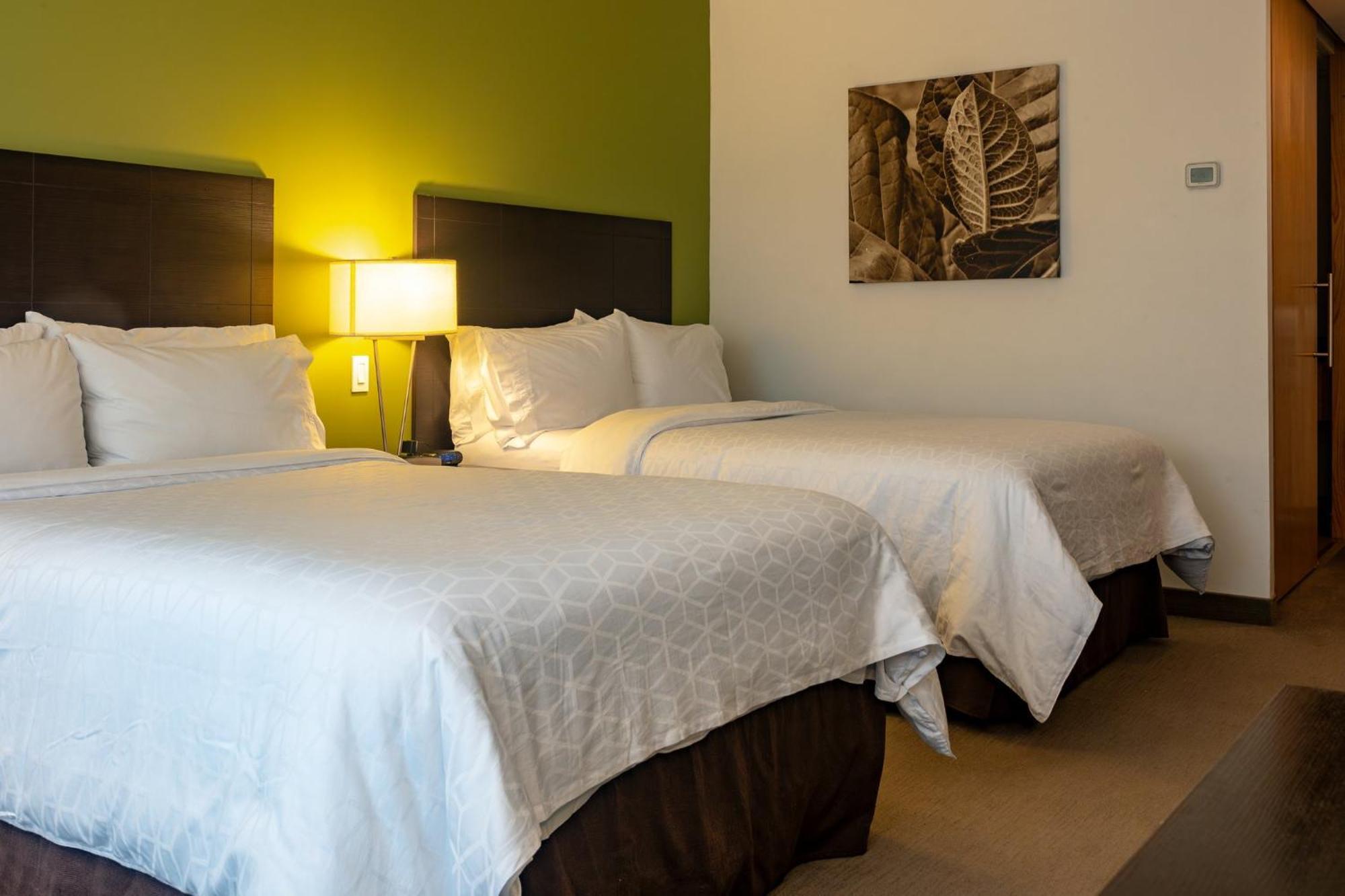 Holiday Inn Express Managua By Ihg Buitenkant foto