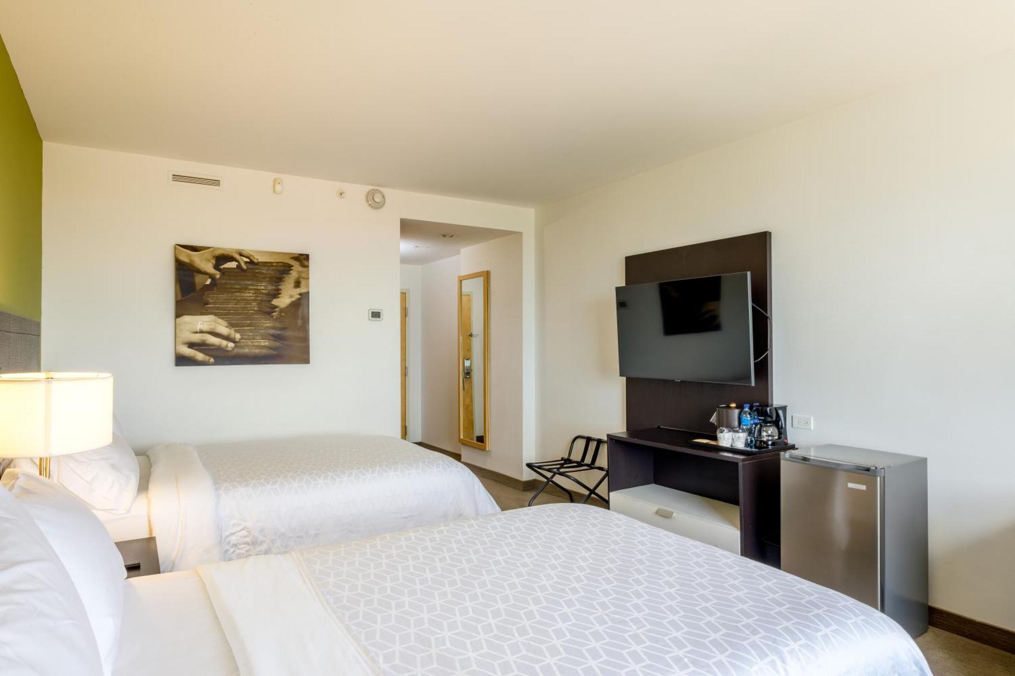 Holiday Inn Express Managua By Ihg Buitenkant foto